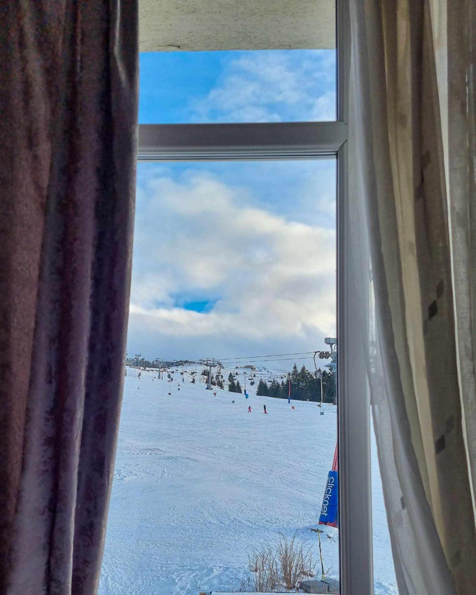 Pensiunea Sky Lupeni  Dış mekan fotoğraf